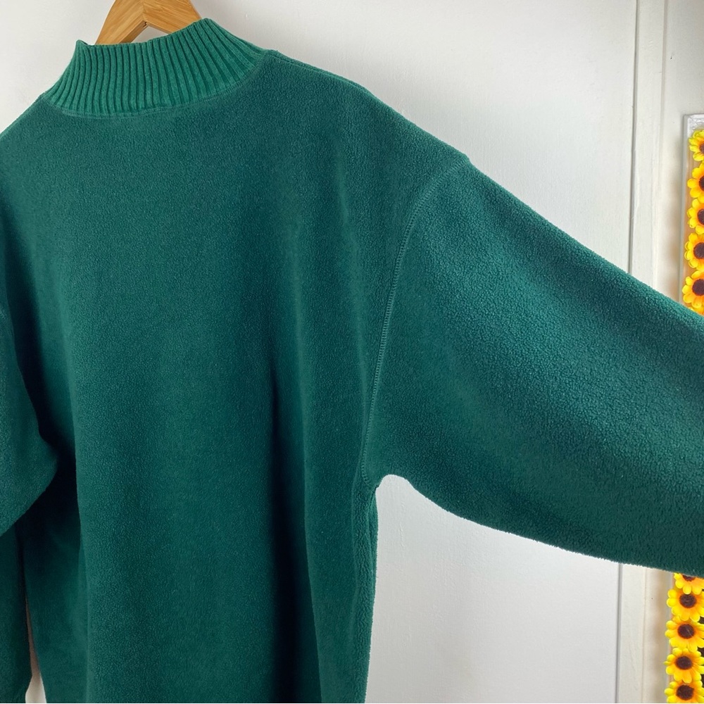 ❌SOLD❌Vintage Winnie the Pooh Fleece Sweater Christmas Sweatshirt XL - Picture 8 of 11